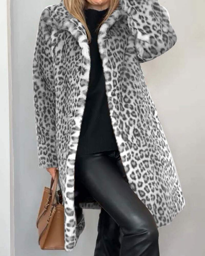 Lysandra | Elegant Leopard Coat