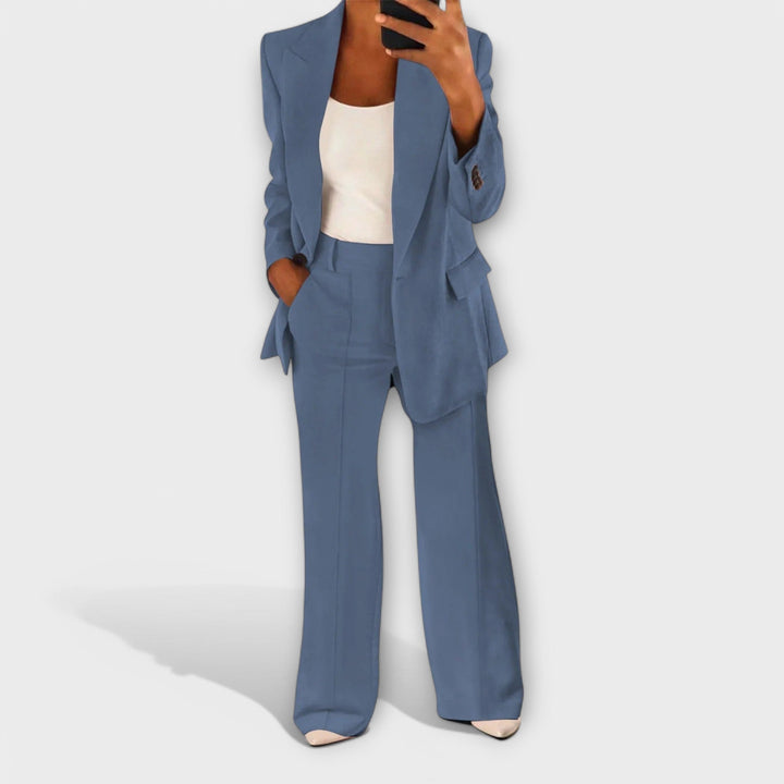 Christina – Women's Suit Set